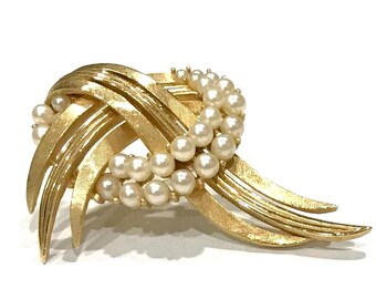 Broche Éclair Vintage Trifari Doré - Années 70-80, Longueur 7cm - Bijou Rétro Occasion