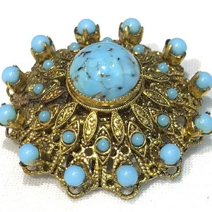 Jolie petite broche vintage turquoise en verre et perles turquoises