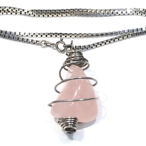 Nice Vintage Sterling Silver Spiral Rose Quartz Pendant