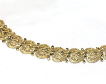 Vintage Crown Trifari Textured and Smooth Gold Tone Filigree Bracelet