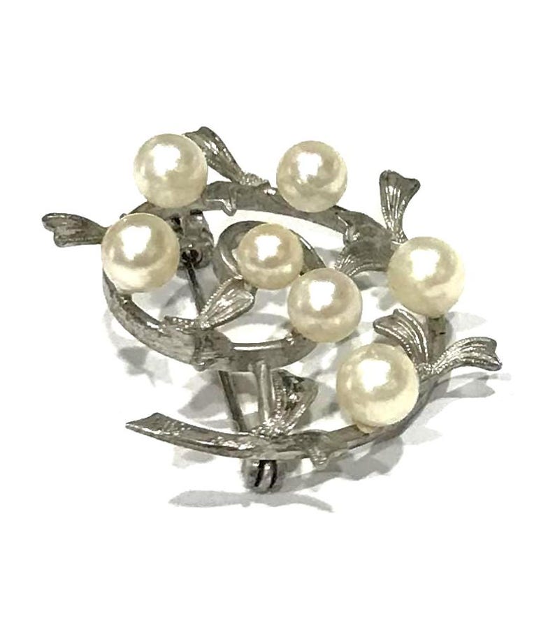Pretty Sterling Silver Cultured Pearl Swirl Leaf Brooch image 2