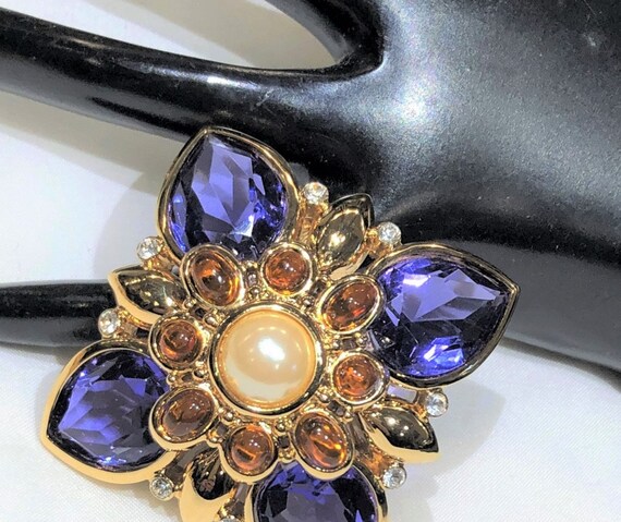 Beautiful Joan Rivers Faux Pearl, Amethyst Glass,
