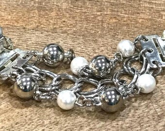 Nice Vintage Faux Pearl, Silver Metal Bead Ball, Double Chain Sweater/Dress Clip