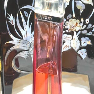 Givenchy Very Irresistible  75ml Eau de Toilette Spray Fragrance (used)