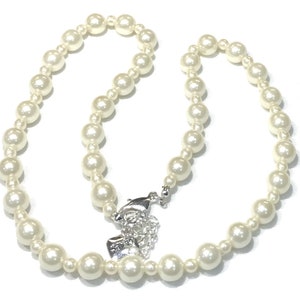 Pretty Ralph Lauren Chaps Faux Pearl Necklace