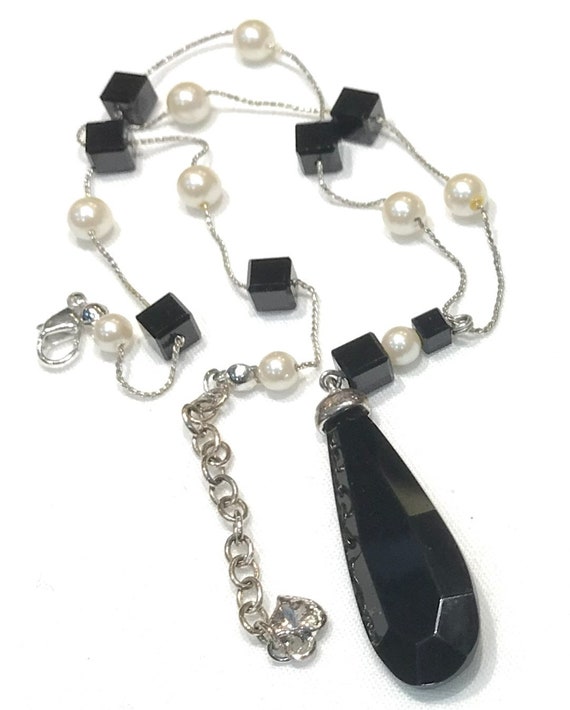 Nice Vintage  Carolee Square Black Glass Bead and… - image 2