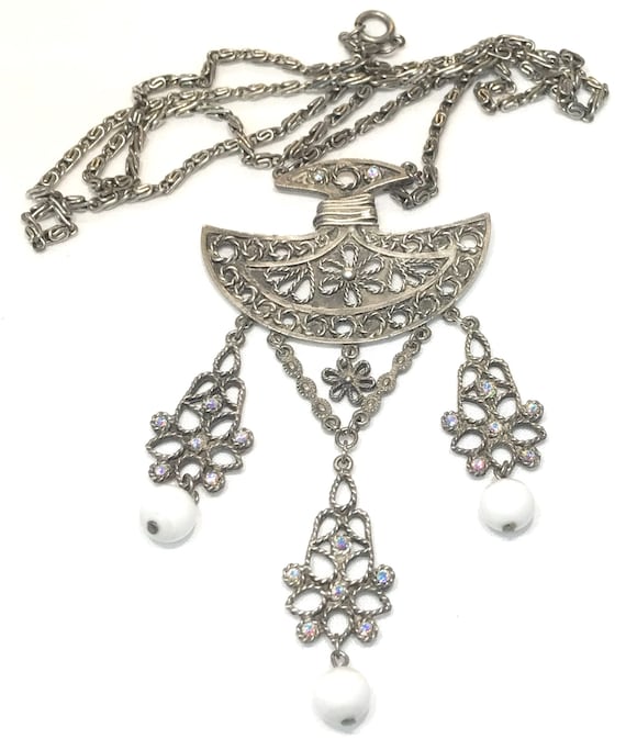 Beautiful Vintage Coro Entruscan Style  Silver Ton