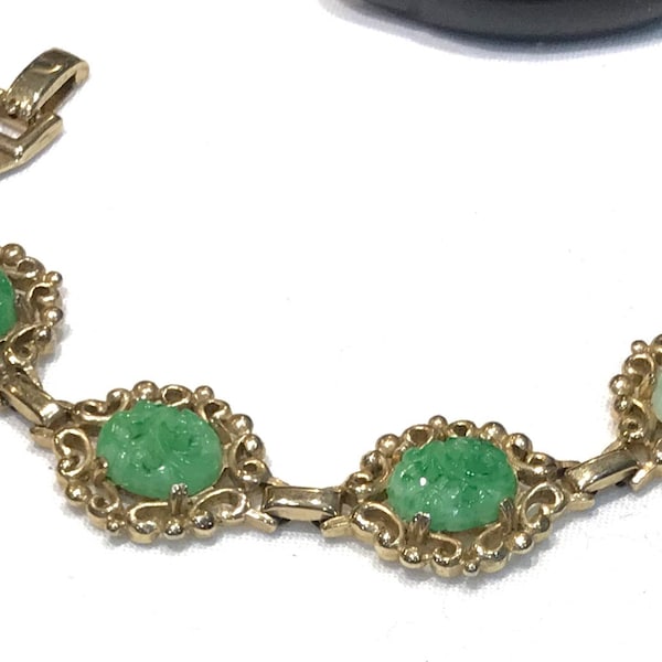 Beautiful Vintage  Lustern  Green Swirled Molded Glass Link Bracelet