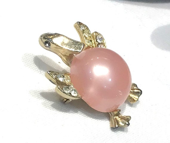 This Sweet Vintage Pink Lucite Moonglow, Smoky an… - image 1