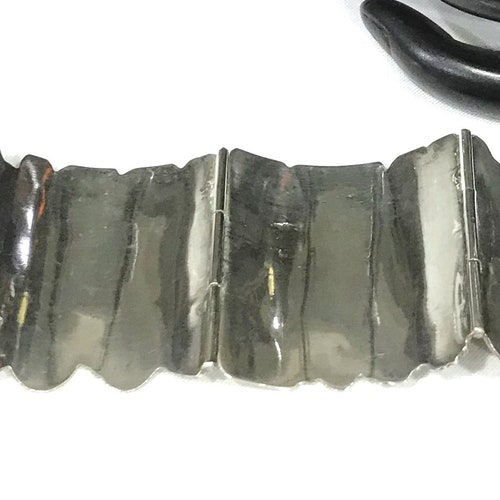 Nice Wide Vintage Guatemala Silver shops (900) Storyteller Hinged Panel Bracelet
