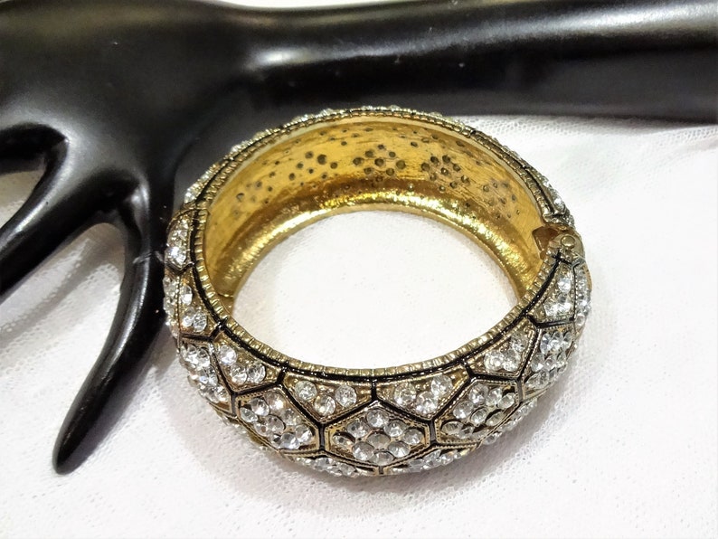 Beautiful Vintage Clear Rhinestone and Black Enamel Honeycomb Pattern Hinged Bangle