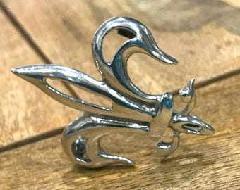 Nice Vintage Sterling Fleur de Lis Open Work Watch Pin Brooch