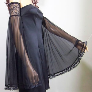 Pleated tulle, Victorian, Sleeves, Delicate, Romantic, Very Long, Black, Gothic, Lolita, Party, Dance. IDEAL for HER