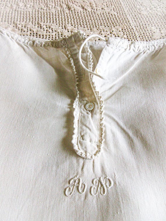 French Linen  Nightshirt Gown, Antique Night Shir… - image 6