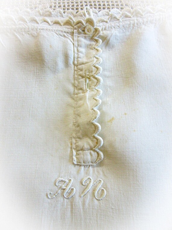 Antique French Linen Nightgown: Monogrammed Heavy… - image 8
