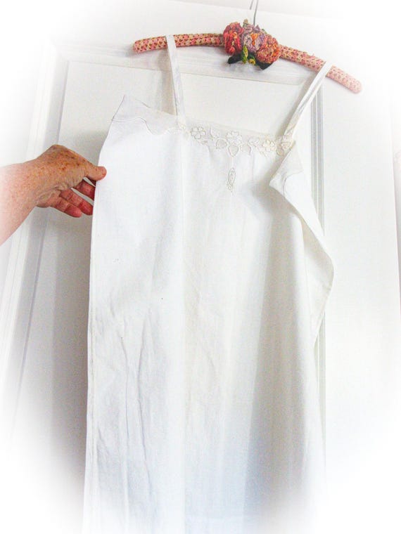 Antique French Linen Slip: Lace Trim Chemise, Siz… - image 2