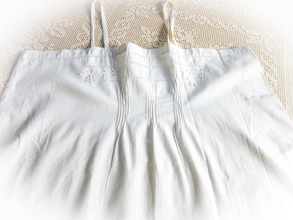 Antique French Linen Slip: Lace Trim Chemise, Siz… - image 1