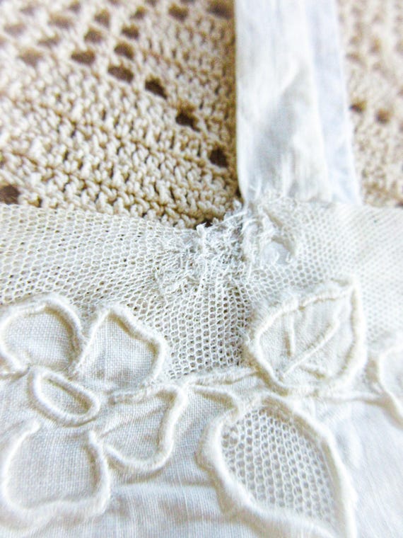 Antique French Linen Slip: Lace Trim Chemise, Siz… - image 14