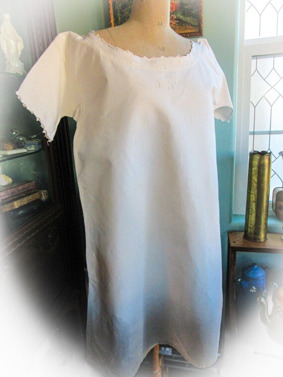 French Linen  Nightshirt Gown, Antique Night Shir… - image 2