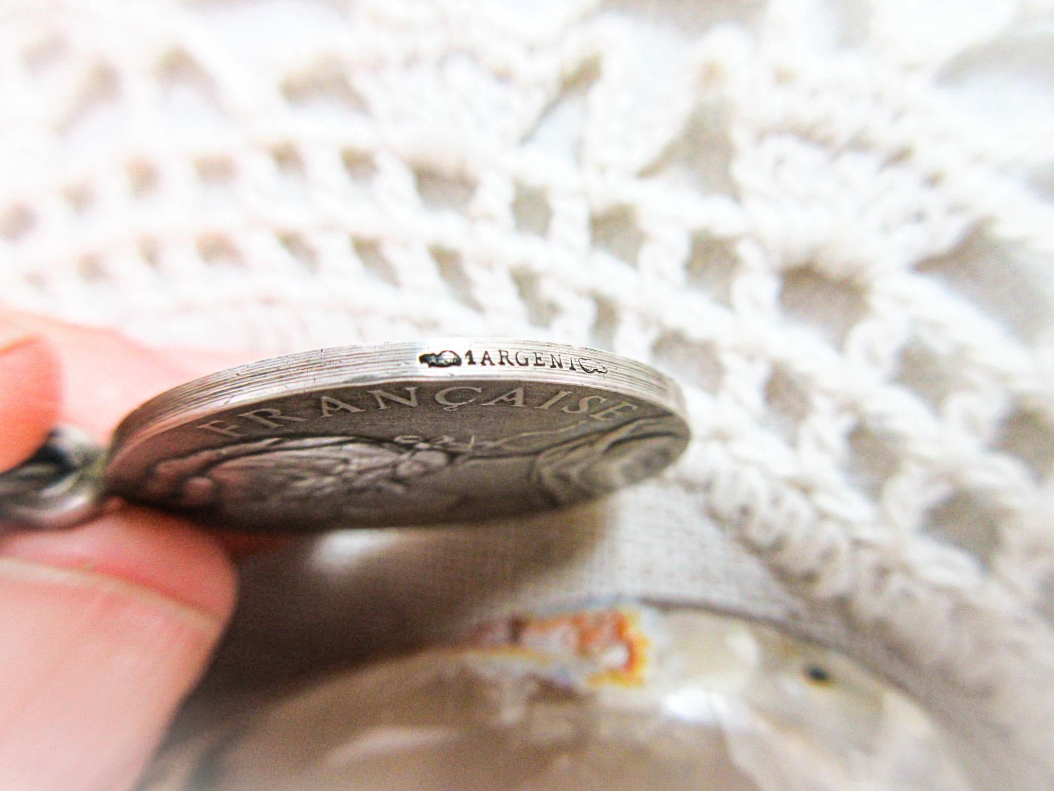 フランス製スターリングシルバーワークメダル：マリアンヌ、公共