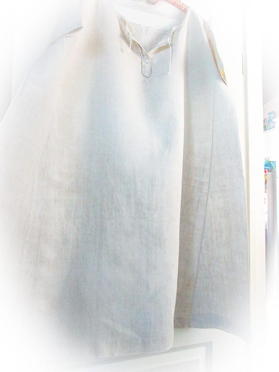 French Linen  Nightshirt Gown, Antique Night Shir… - image 3