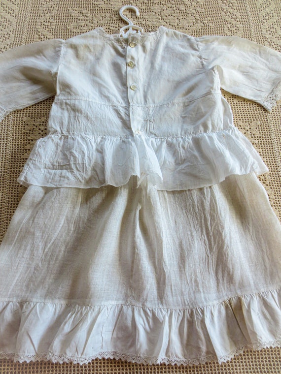 Antique French Child's Linen Dress: Handmade Lace… - image 9