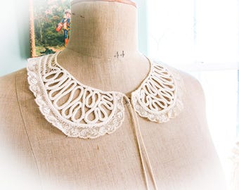 Antique Lace Collar, Brussels Antique Lace, , Exquisite Detail,  Women's Shirtwaist Collar