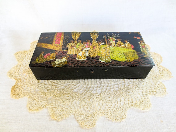 Long Lacquer Glove Box, French Antique Lacquer-Wa… - image 2