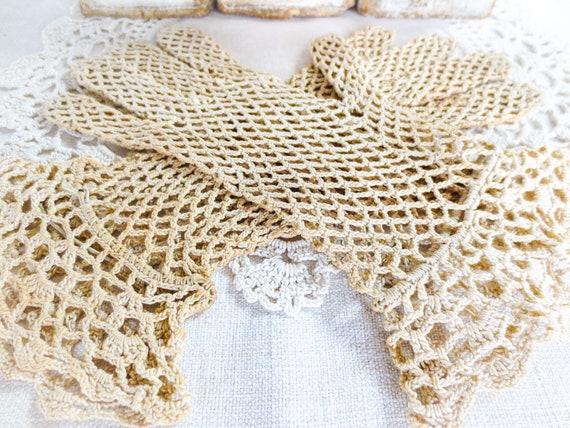 French Antique Crocheted Gloves - Lace Vintage Gl… - image 7