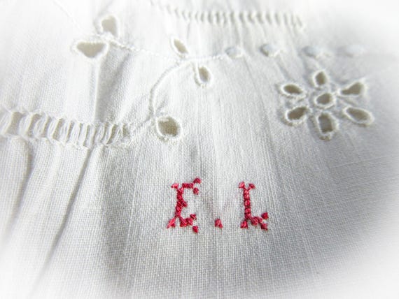 Antique French Linen Slip: Lace Trim Chemise, Siz… - image 4