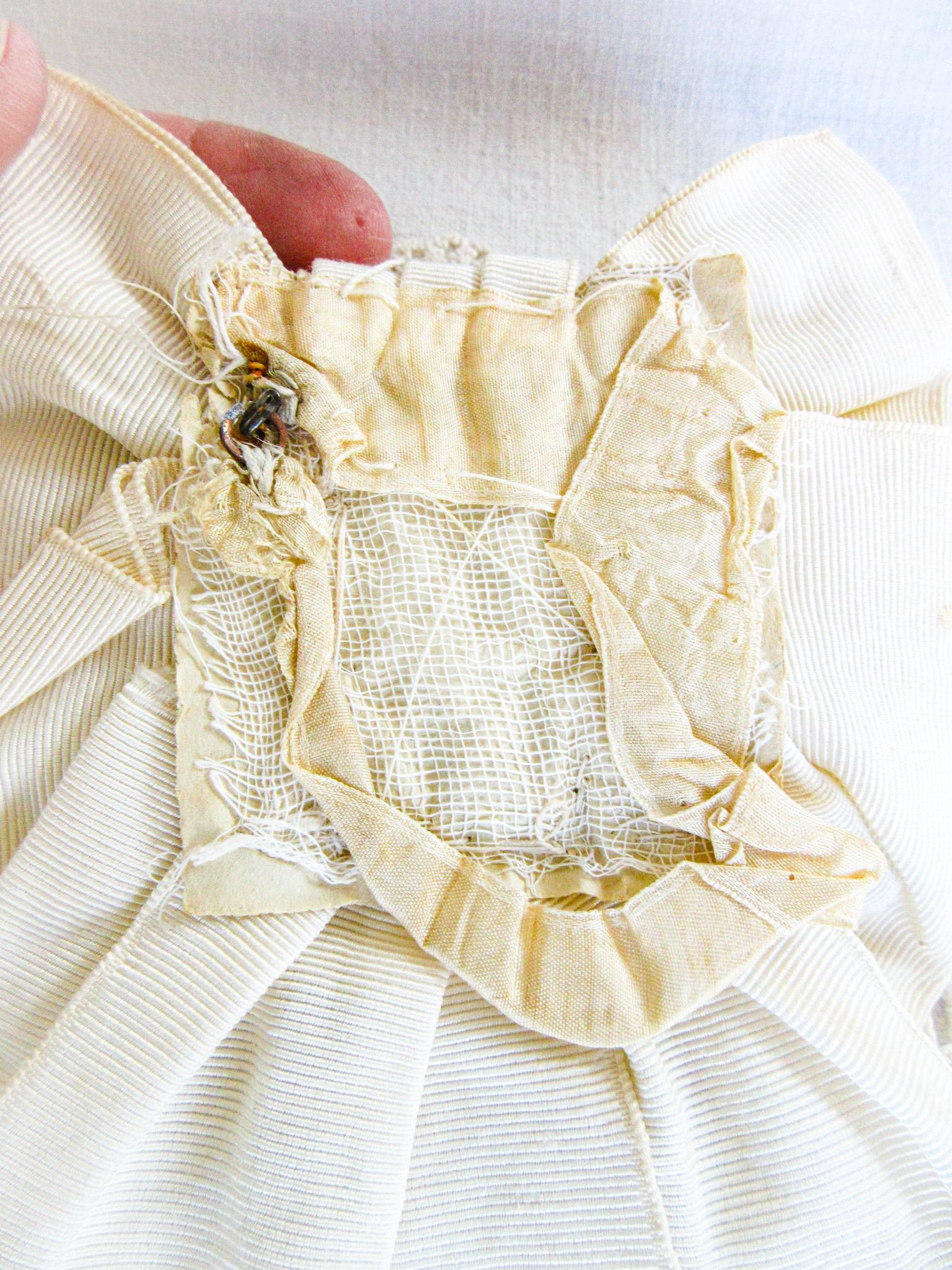 アンティークのフランス製初聖体拝領セット：腕章、ロザリオ、聖カード