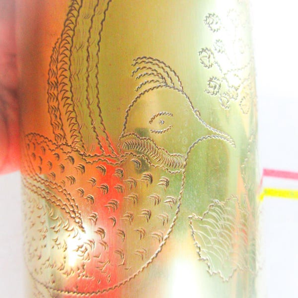 Vaso d'arte da trincea della prima guerra mondiale: bossolo cesellato, souvenir 1914-1919