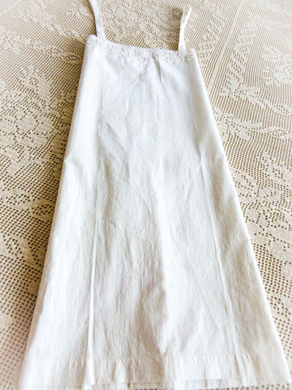 Antique French Linen Slip: Lace Trim Chemise, Siz… - image 11