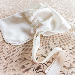 Lg Fr. Sun Bonnet, Large Size, Large Gathered Head, Large Brim, White Cotton, Bonnet,