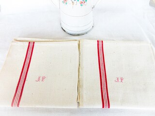 Set Di 2 Strofinacci Da Cucina In Lino Rosso, 45x71 Cm, 100% Puro Lino, Asciugamani A Righe Francesi, Assorbenti E Lavabili In Lavatrice