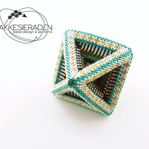 English pattern for the Triangle Cube