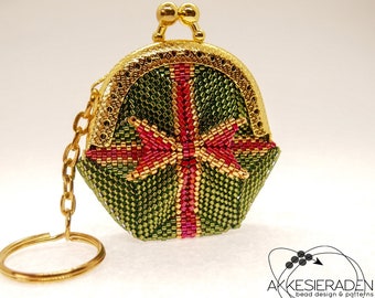 English pattern for the Cristmas present coin purse