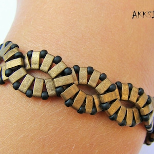 English pattern of the Braided weaves bracelet