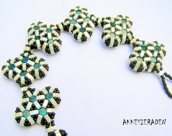 English pattern for the Shiny Shaped Mosaic bracelet