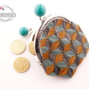 English pattern for the coin purse Tumbling blocks