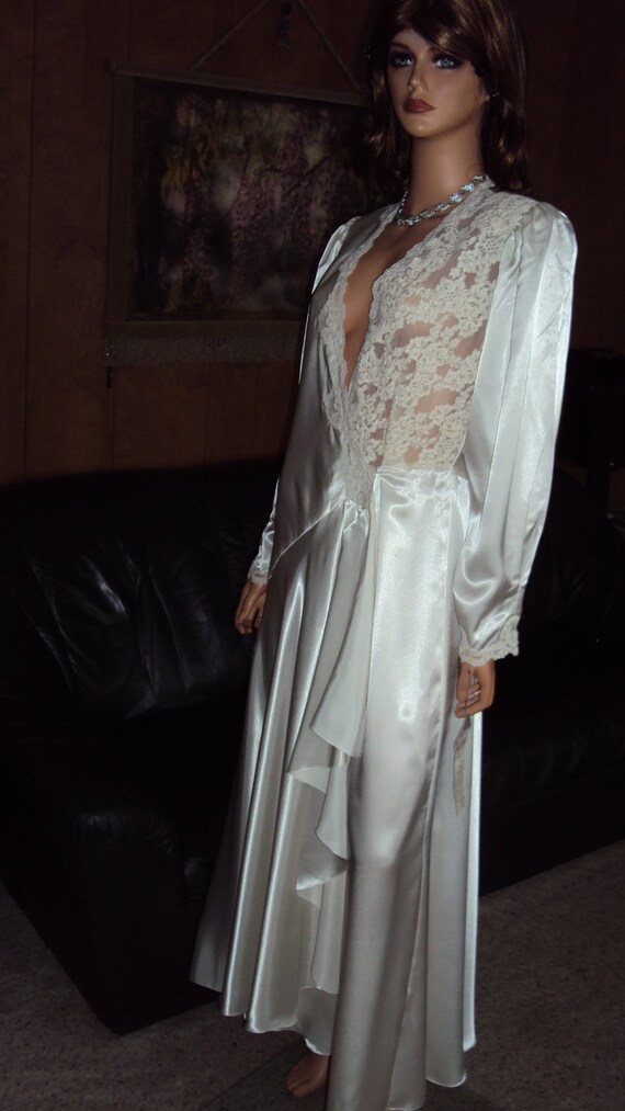 New With Tag Vintage Old Stock ETIENNE Ivory Wet Looking Liquid Satin Polyester , Laced & Beading Long Dressing Nightgown Size Small Medium