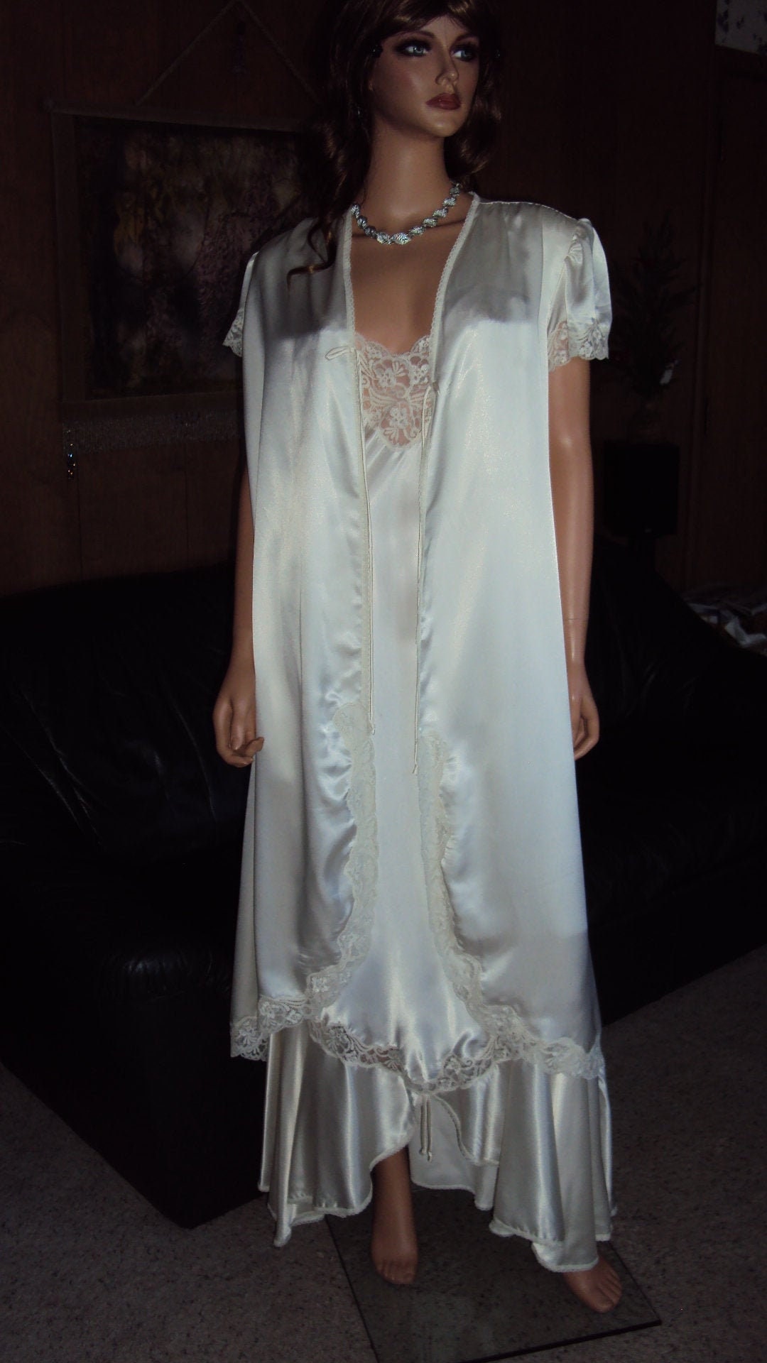 Vintage VALENTINO INTIMO BRIDAL Ivory Wet Looking Satin W Lacing Long ...