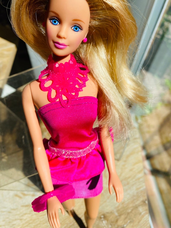 barbie pink top