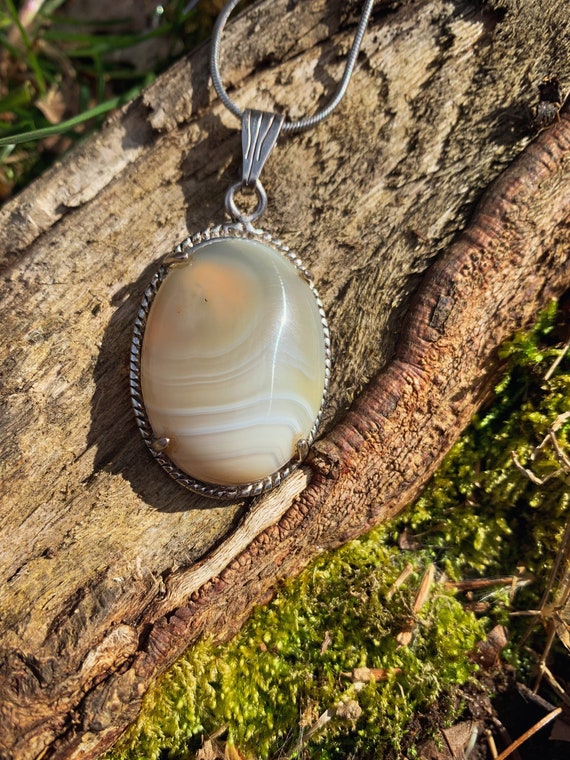 Natural White Banded Agate Necklace