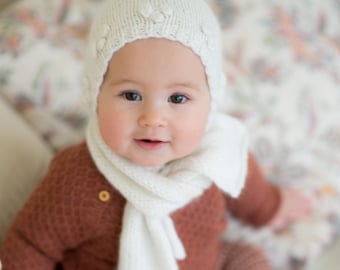 Baby hat 100% cashmere newborn girl hat / newborn knitted baby hats / newborn hats for girls / baby scarf / knit baby scarf and bonnet