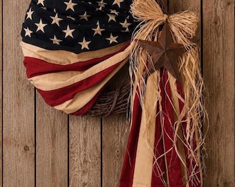 Antiqued American Flag Wreath – Patriotic July 4th Decor, Tea-Stained Cotton, Rustic Star