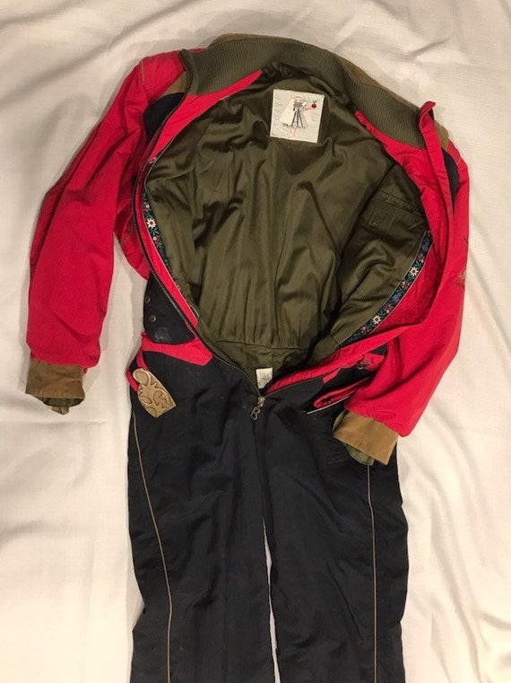 Vintage "BOGNER" Women's Ski Suit Classic Red and Bla… Gem