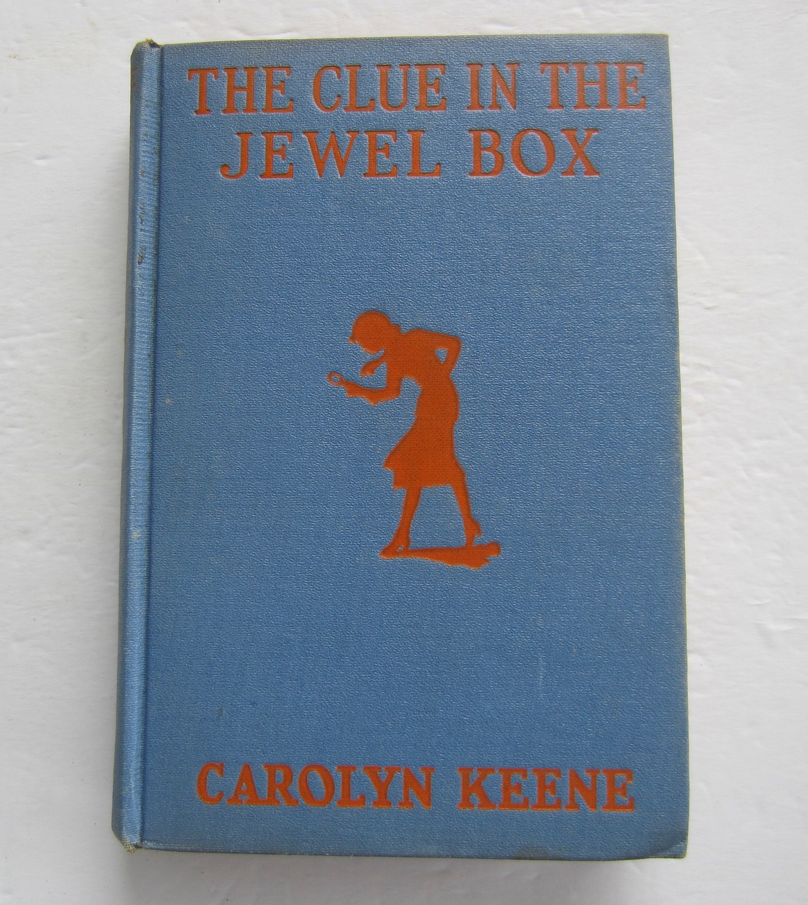 The Clue in the Jewel Box by Carolyn Keene The Clue in the Jewel Box by Carolyn Keene
