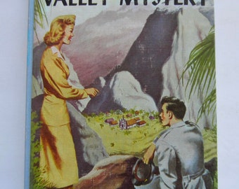 Vicki Barr #3 The Hidden Valley Mystery, Helen Wells Vintage Flight Stewardess Series HB