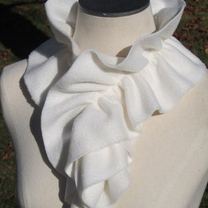 ruffle fleece scarf, creamy winter white/ivory fleece neck warmer, elastic ruffle scarf, soft ivory fleece neck wrap, off-white fleece scarf